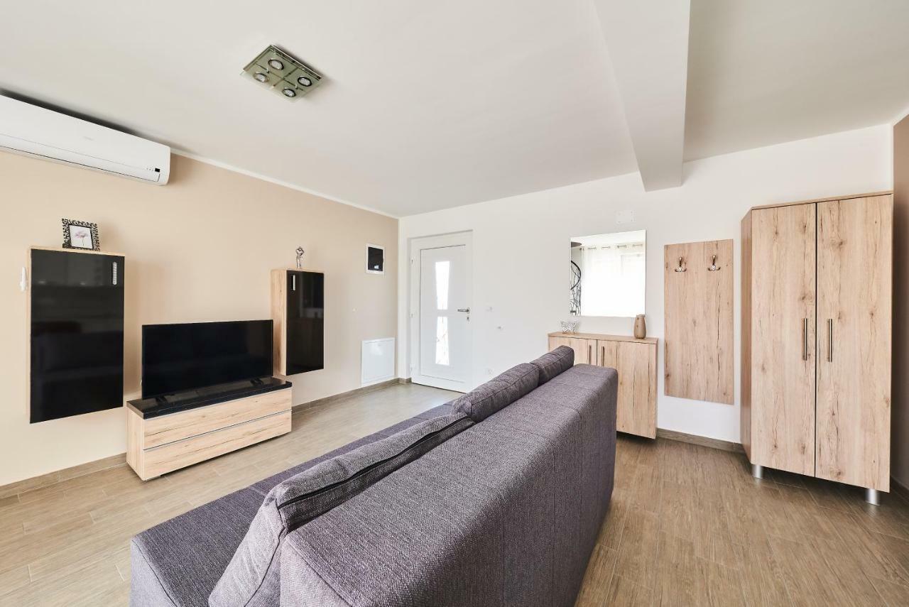 Apartment Tamara Умаг Екстер'єр фото